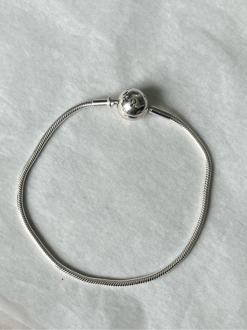 Pandora *RETIRED* Essence Bracelet